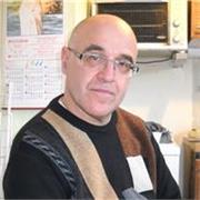 Professeur d'informatique spécialisé dna sles langages de programmation et l'algorithmique.