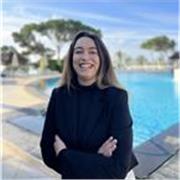 Profesora nativa española con experiencia en clases particulares e imparto clases de español e inglés.