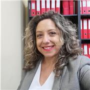 Apoyo escolar a domicilio a alumnos de primaria y secundaria en Las Palmas GC. Individual o pequeños grupos. Formacion: Inglés grado B, Licenciada en CC Empresariales y Técnica en Educación Infantil. CAP. Experiencia docente. 
Madre de alumno de ESO. Act