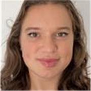 Biology tutor teaches students at GCSE level