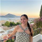 Estudiante de Publicidad y Relaciones Públicas, imparto materias de todas las asignaturas desde primaria hasta la eso