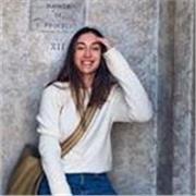 Profesora de español a ingleses. Me defino como una persona proactiva, resolutiva y con muy buena comunicación. 