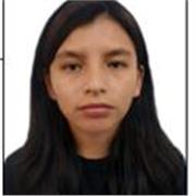 Profesora de comunicación que imparte clases a niños de todas las edades