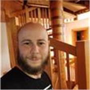 Professore giovane per studio e compiti, esperto e simpatico, lavoro con i genitori per i ragazzi. Massimo dialogo.