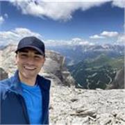 Ingegnere meccanico impartisce lezioni di matematica, fisica e chimica