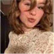 Étudiante qui propose des cours de français, d’anglais d’histoire-géographie