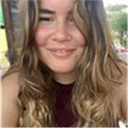 Iscritta a Scienze della Formazione Primaria, lavoro in una scuola elementare privata di Bologna e sono un’aspirante maestra. Ho già esperienza di doposcuola, sia a scuola che nel privato