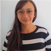 Entrenadora deportiva con miras hacia el logro individual