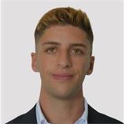 Studente di ingegneria meccanica impartisce lezioni di matematica e altre materie su richiesta a studenti di superiori e medie