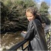 I am an international student residing in Edinburgh, and I'm interested in teaching children, young people, and adults English! 