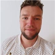 Native English Teacher — Fluency‑Focused Online Classes Using Cambridge Courses