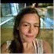 Profesora de inglés para niños. Nativa, nacida en Reino Unido. Experiencia dando clases y apoyo a niños de primaria.