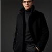 Con gusto puedo conversar contigo y guiarte en la lengua romántica Español.