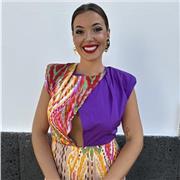 Maestra de Educación Primaria para impartir clase de todos los niveles.