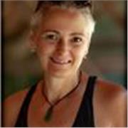 Sophrologue, diplômée d'un Master spécialiste en Sophrologie Caycedienne. 6 ans d'expérience dans l'accompagnement psycho-corporel dans le domaine scolaire. 
Je vous transmets des outils basés sur l'étude de la conscience de soi, vous allez expérimenter d