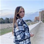 Recién salida de bachillerato, tengo buena media en todo el curso y secundaria, ofrezco clases a niños entre 3-12 años