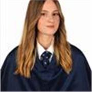 Profesora de primaria enfocada en todas las asignaturas 