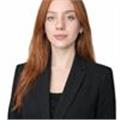 Başlangıç seviyesinden orta seviyeye kadar olan öğrencilerle çalışabilir;konuşma pratiği, genel İngilizcede, destek sağlayabilirim