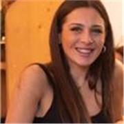 Madrelingua italiana offre lezioni di italiano a studenti stranieri. Le lezioni  completamente in remoto su orari flessibili.