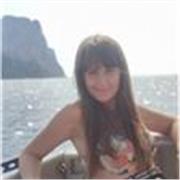 Profesora con más de seis años de experiencia dando clases a alumnos de todas las edades