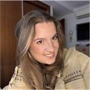 Graduada en psicología con formación del profesorado en FOL y orientación educativa.