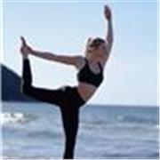 Laureata e specializzata in scienze motorie, con 5 anni di esperienza in Italia e all’estero. Disponibile solo per lezioni online