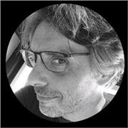 Formateur français (FLE, RAN) orienté vers l'usage de la langue en contexte réel.