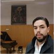 Concertista de piano. Afincado en Alemania ofrezco mis conocimientos online y presencial cuando me encuentro en el pais