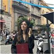 Mi chiamo Sara, sono laureata in lingue e letterature straniere e impartisco lezioni di spagnolo e inglese in zona Milano.