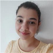 Profesora de inglés, historia y lengua castellana para estudiantes de primaria y secundaria