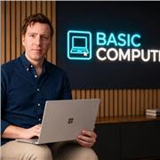 Friendly One to One Computer Lessons for Beginners Who Want More Confidence