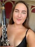 Profesora de clarinete y flauta - Professor of clarinet and recorder