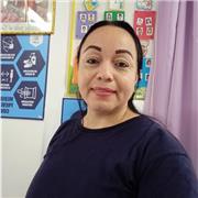 Miss Nieves, ofrece refuerzos pedagógico, del lenguajes, atiendo estudiantes con TEA, otra condición