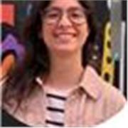 Profesor de portugués apto para todas las edades 