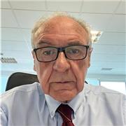 Persona práctica en biología y ciencias médicas con años de experiencia. Me gustaría enseñar a todo tipo de personas desde estudiantes a personas que quieran aprender.