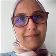 Professeure de mathématiques expérimentée propose soutien scolaire personnalisé à distance