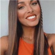 Profesora joven y dinámica ofrece clases de inglés a todos los niveles!