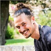 Hai bisogno di aiuto a svolgere i compiti o vuoi semplicemente fare pratica con l'inglese? Let's do it!!