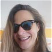 I am french and I have studied law and history of art, I am also teaching french since I arrived in England 6 years ago. 