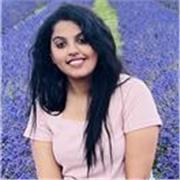 With 4 years of experience in software development, I would be the ideal candidate for online computer science tutor
