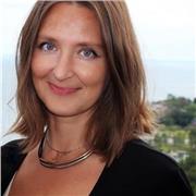 I have a native level of English, I can help my students master grammar and vocabulary as well as get prepared for IELTS