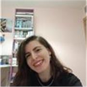 Profesora de idiomas y Humanidades da clases a estudiantes de ESO y Bachillerato