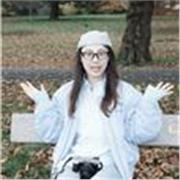 I'm a native Mandarin speaker. I have senior school English teaching certificate. I can help people who want to explore themselves