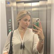 Llevo en un colegio bilingüe toda mi vida, tengo un nivel entre C1 y C2. En selectivo tuve un diez en la asignatura.