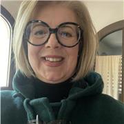 Sono laureata in biologia e farmacia. Posso far lezioni online a tutti gli studenti di scuola media liceo o università