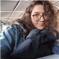 Her yaştan çocuğa ders veriyorum ekstra olarak genel ingilizce dersleri de veriyorum