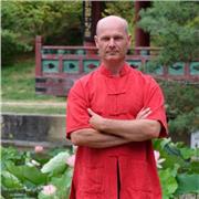 Professeur champion international donne cours et stages d'arts du bien-être et d'arts martiaux