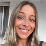 Soy Técnico Superior en Enseñanza y Animación Sociodeportiva y Psicóloga. Con 10 años de experiencia trabajando con niños. 
