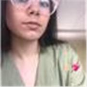 Puedo enseñar inglés a niños, adolescentes o adultos, y también puedo enseñar portugués a extranjeros o incluso español.