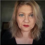 Offro supporto nello svolgimento dei compiti e nel ripasso delle materie con spiegazioni chiare e metodo di studio personalizzato.